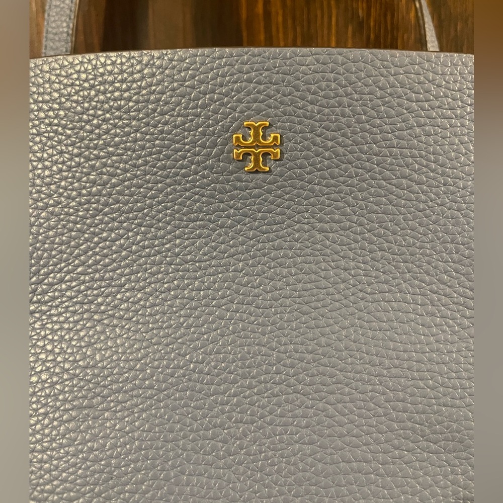 Used Tory Burch blue pebble leather tote